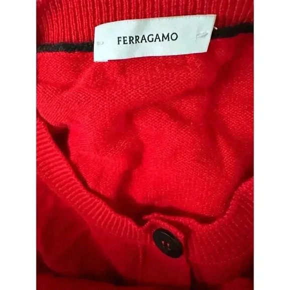 Ferragamo CROPPED RED CASHMERE CARDIGAN - Picture 6 of 7